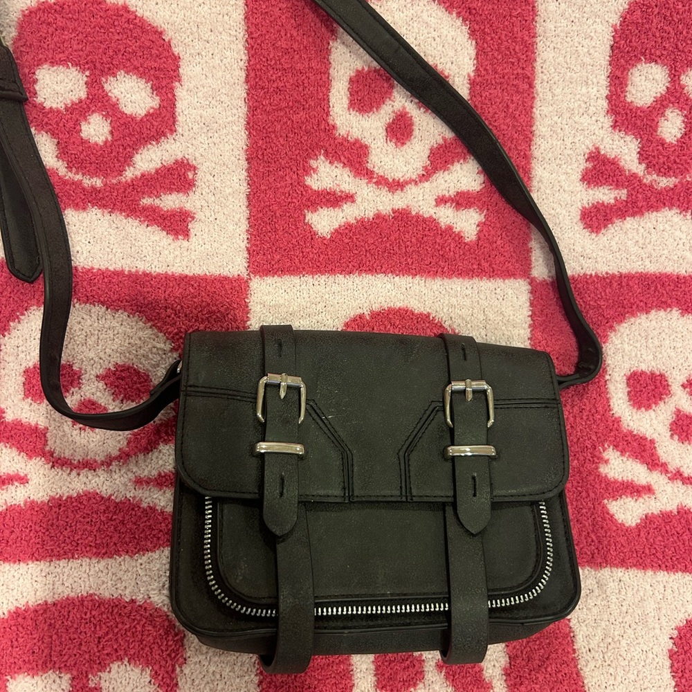 black leather crossbody bag with zipper detail by madden girl- never used
